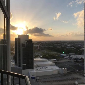 Miami Marriott Biscayne Bay - View away from the ocean from balcony - Hotels Near Me - Miami, Florida Miami Marriott Biscayne Bay - View away from the ocean from balcony - Hotels Near Me - Miami, Florida