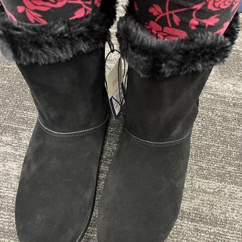 Target - Cat Boots~ They are genuine leather, fluffy, furry & very warm in the inside & not to mention comfortable for my feet! - Department Stores Near Me - Davis, California