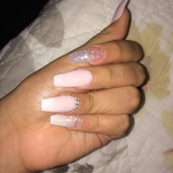 Natural Nails - Nail Salons Near Me - Houston, Texas