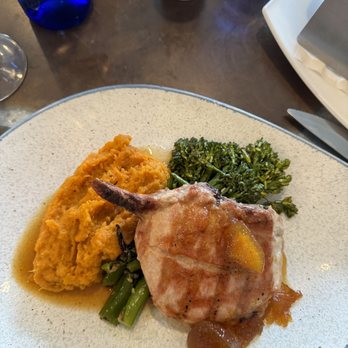 Blackwall Hitch - Rehoboth Beach - Grilled Pork Chop - New American Near Me - Rehoboth Beach, Delaware