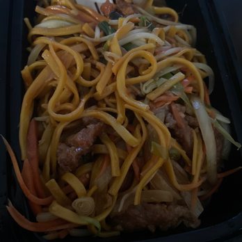 Weng's Wok - Beef lo mein - Chinese Near Me - Conroe, Texas Weng's Wok - Beef lo mein - Chinese Near Me - Conroe, Texas