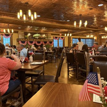 The Keeter Center - The place - Hotels Near Me - Point Lookout, Missouri