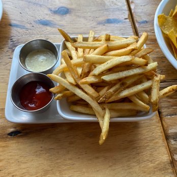 Ward 8 - French fries with aioli - Cocktail Bars Near Me - Boston, Massachusetts Ward 8 - French fries with aioli - Cocktail Bars Near Me - Boston, Massachusetts