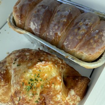 Paris Baguette - Ham & cheese croissant & Sticky Milk Bun - Patisserie/Cake Shop Near Me - Wichita, Kansas Paris Baguette - Ham & cheese croissant & Sticky Milk Bun - Patisserie/Cake Shop Near Me - Wichita, Kansas