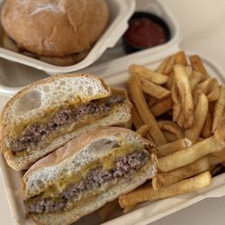 Adrian's Smashburger - OG Smash x2 - fries are bomb too!
