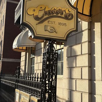 Cheers - American Near Me - Boston, Massachusetts