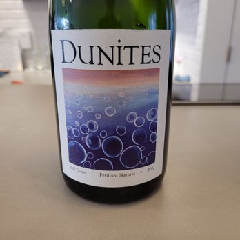 Dunites Wine - Wine Tasting Room Near Me - San Luis Obispo, California