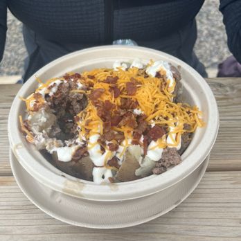 Big Sky Baked and Loaded - Barbeque Near Me - Gardiner, Montana