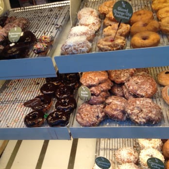 Stan's Donuts & Coffee - Donuts Near Me - Chicago, Illinois Stan's Donuts & Coffee - Donuts Near Me - Chicago, Illinois