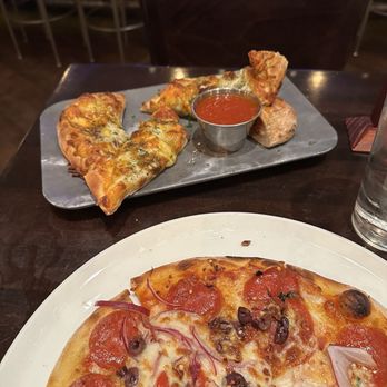 Fire Works Pizza - Cheesy bread and 10" pizza - Pizza Near Me - Arlington, Virginia Fire Works Pizza - Cheesy bread and 10" pizza - Pizza Near Me - Arlington, Virginia