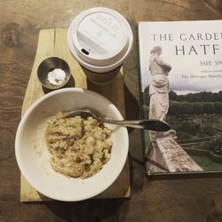 Provisions @ the White Hart Inn - Oatmeal and coffee