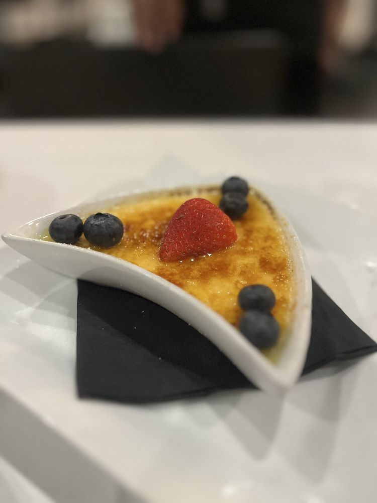 Chef's Palette Restaurant & Bar