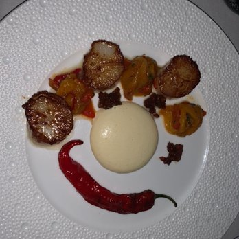 Caruso's - pan roasted scallops - New American Near Me - Montecito, California