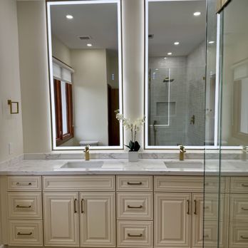 Full Service USA - Guest bath - General Contractors Near Me - Hallandale Beach, Florida Full Service USA - Guest bath - General Contractors Near Me - Hallandale Beach, Florida