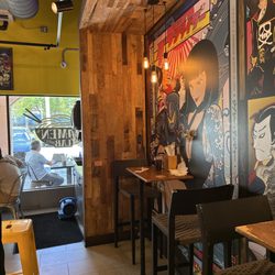 Ramen Lab Eatery - コンセプト最高！ラーメンレストランなのにカタメンがわからない感じ頑張って欲しい