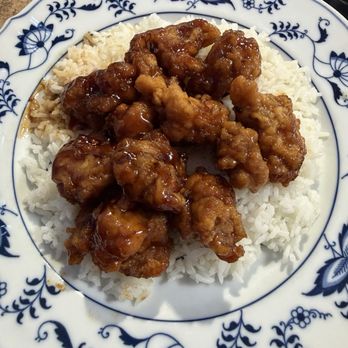 Chung Hing Chinese Restaurant - General Tso's Chicken - Chinese Near Me - Richmond, Virginia