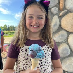 Scarly Scoops - Shark attack