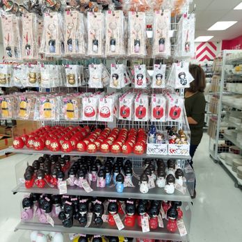 Daiso - Japanese charms & keychains - Discount Store Near Me - Honolulu, Hawaii Daiso - Japanese charms & keychains - Discount Store Near Me - Honolulu, Hawaii
