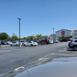 Twin Peaks - Parking lot & Target