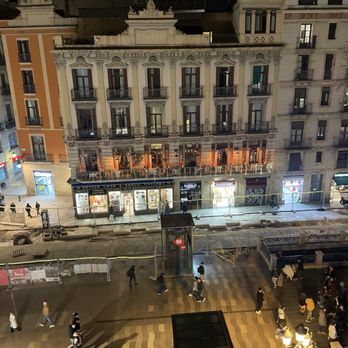 Hostal Mare Nostrum - View - Hostels Near Me - Barcelona, B