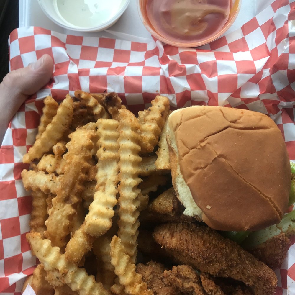 BAY’S WINGS - Tenders Combo! - Food Trucks Near Me - Memphis, Tennessee