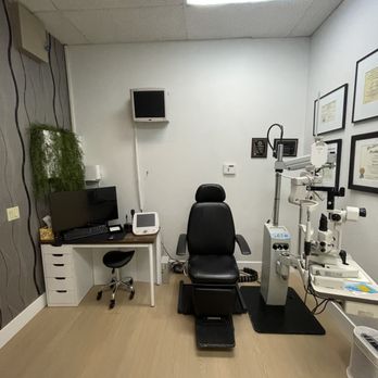 Beyond Optometry - Main Exam room - Optometrists Near Me - Escondido, California Beyond Optometry - Main Exam room - Optometrists Near Me - Escondido, California