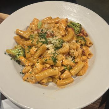 Bistro Casanova - pasta - Mediterranean Near Me - Kahului, Hawaii