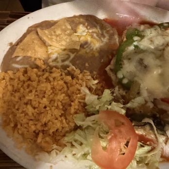 La Perlita - Chicken dish with fajitas and cheese - Mexican Near Me - Palm Springs, California La Perlita - Chicken dish with fajitas and cheese - Mexican Near Me - Palm Springs, California