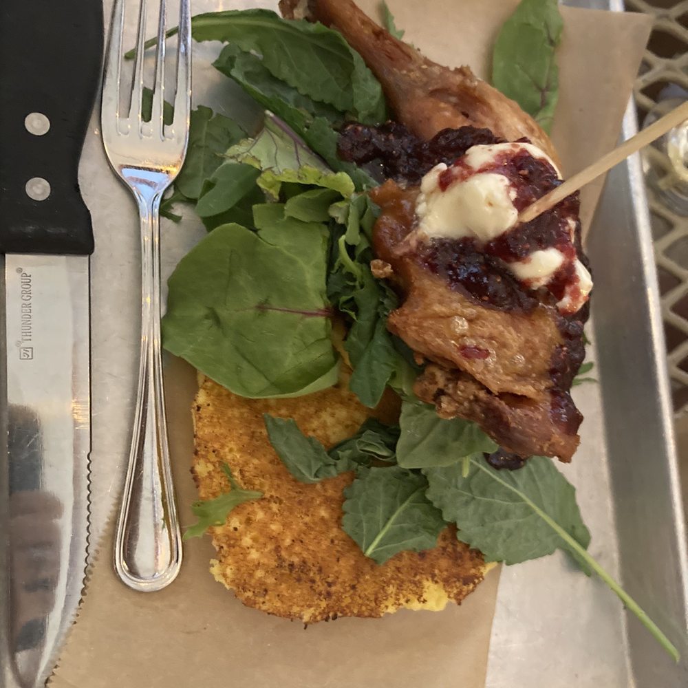 Mammoth Brewing - Fried chicken with griddle - Breweries Near Me - Mammoth Lakes, California Mammoth Brewing - Fried chicken with griddle - Breweries Near Me - Mammoth Lakes, California