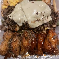 10 piece wing combo with Philly Cheesesteak fries (removed ranch) Left: Garlic Pepper/Right: Hot Honey