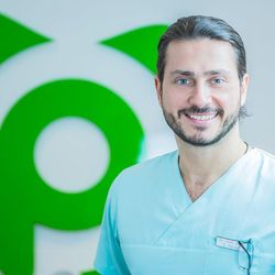 Dr. Pantas - Zahnarzt in Düsseldorf
