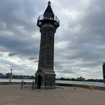 Roosevelt Island Lighthouse - Landmarks & Historical Buildings Near Me - New York, New York Roosevelt Island Lighthouse - Landmarks & Historical Buildings Near Me - New York, New York