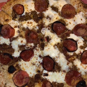 Pyra Pizzeria - Average Joe - Pizza Near Me - Norwalk, Iowa