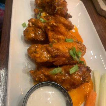 Guy Fieri's Branson Kitchen + Bar - Mild Buffalo wings - Bars Near Me - Branson, Missouri