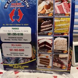Hooks Fish And Chicken - This flat, hard, icing melting off of the cake is not what is advertised.