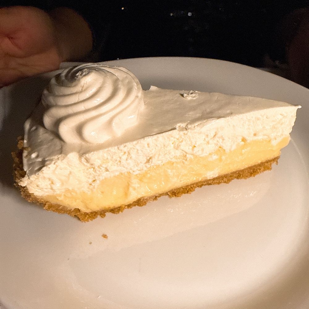 Chart House Prime - Key lime pie - Seafood Near Me - Annapolis, Maryland Chart House Prime - Key lime pie - Seafood Near Me - Annapolis, Maryland