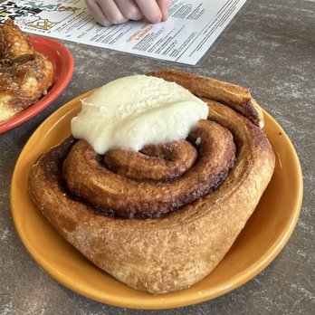 Snow City Cafe - World Famous Cinnamon Roll - Breakfast & Brunch Near Me - Anchorage, Alaska