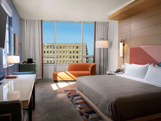 Canopy by Hilton New Orleans Downtown by null