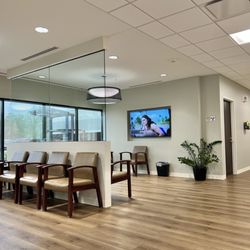 Naab Road Surgical Center - Waiting room