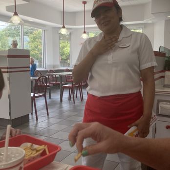 In-N-Out Burger - Server checking on us - Burgers Near Me - Austin, Texas