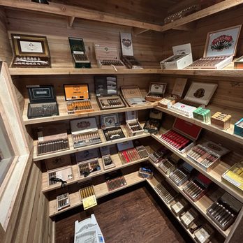 Lone Star Cigar Lounge - Cigar Bars Near Me - Helotes, Texas Lone Star Cigar Lounge - Cigar Bars Near Me - Helotes, Texas
