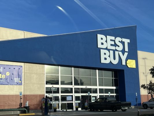 Best Buy by null