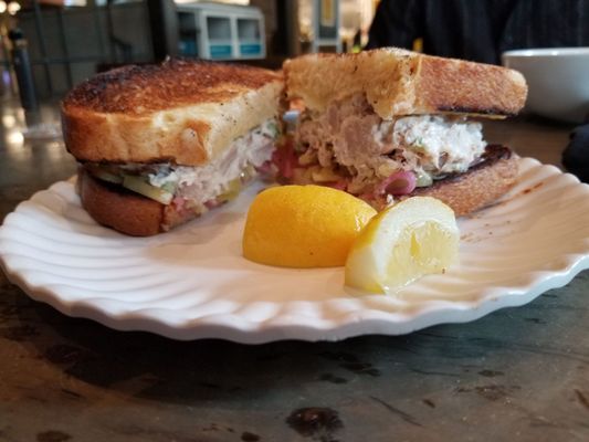 LOCALS SEAFOOD RESTAURANT & MARKET - Updated May 2025 - 41 Photos & 37