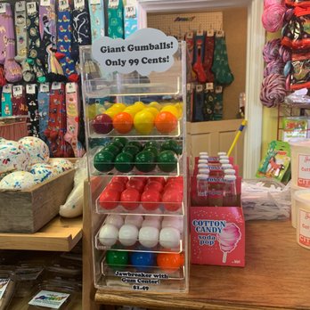 Sweeet! - Day 2 at the sweetest shop in Gettysburg - Candy Stores Near Me - Gettysburg, Pennsylvania