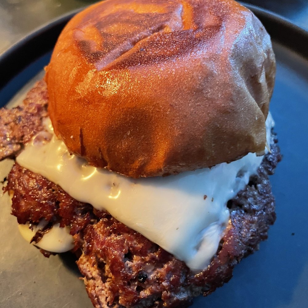 Petite Leon - Cheeseburger - Mexican Near Me - Minneapolis, Minnesota