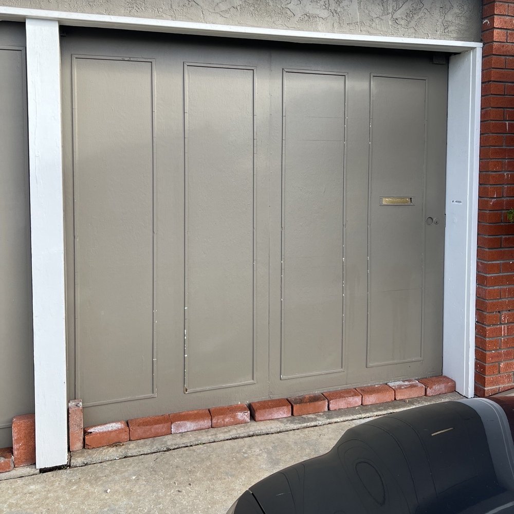 Residential Garage Doors - before - Garage Door Services Near Me - Pacifica, California Residential Garage Doors - before - Garage Door Services Near Me - Pacifica, California