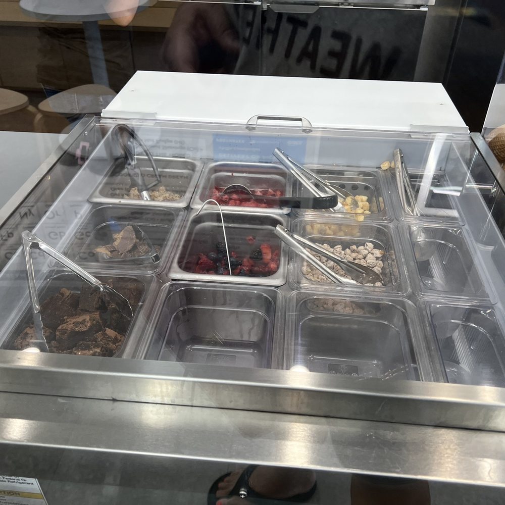 Chill-N Nitrogen Ice Cream - Fun stuff to add to your ice cream - Ice Cream & Frozen Yogurt Near Me - San Antonio, Texas Chill-N Nitrogen Ice Cream - Fun stuff to add to your ice cream - Ice Cream & Frozen Yogurt Near Me - San Antonio, Texas