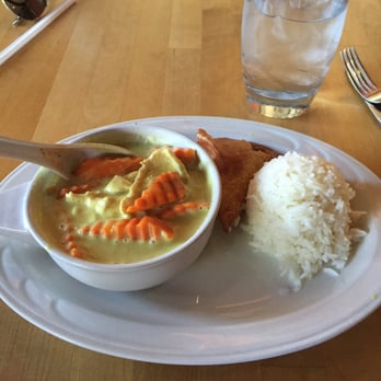 Gaati Thai Kitchen - Lunch special Yellow Curry with chicken - Thai Near Me - Henderson, Nevada Gaati Thai Kitchen - Lunch special Yellow Curry with chicken - Thai Near Me - Henderson, Nevada