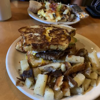Arturo's Underground Cafe - Breakfast - Cafes Near Me - Austin, Texas