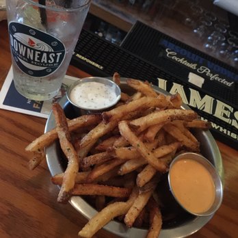 Bar 140 - Turns out the reviews were right! The fries are off the chain! - Burgers Near Me - Shelton, Connecticut